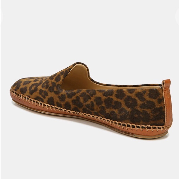 New Veronica Beard Flats Jaide Moccasins Camel New in Box $275 Beige, Brown, Tan - Picture 3 of 7